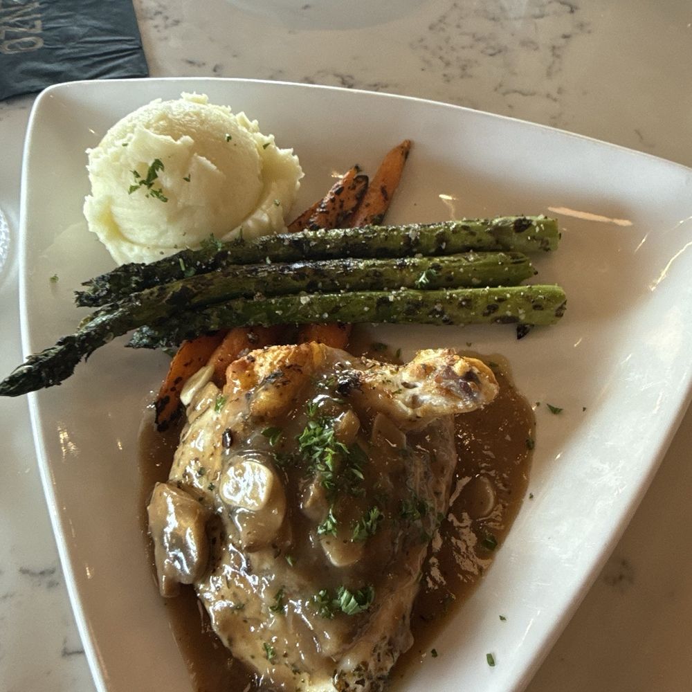 ENZO Italian Restaurant - Chicken Marsala - Italian Near Me - Moses Lake, Washington