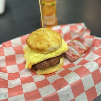 Drake’s Courthouse Cafe - Sausage Egg & Cheese Biscuit, Biscuits Only On Fridays ! - Cafes Near Me - Birmingham, Alabama Drake’s Courthouse Cafe - Sausage Egg & Cheese Biscuit, Biscuits Only On Fridays ! - Cafes Near Me - Birmingham, Alabama