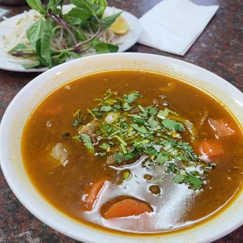 Thai Son - Mi Bo Kho - Special Vietnamese beef brisket Stew with egg noodles - Large - Vietnamese Near Me - Vancouver, British Columbia