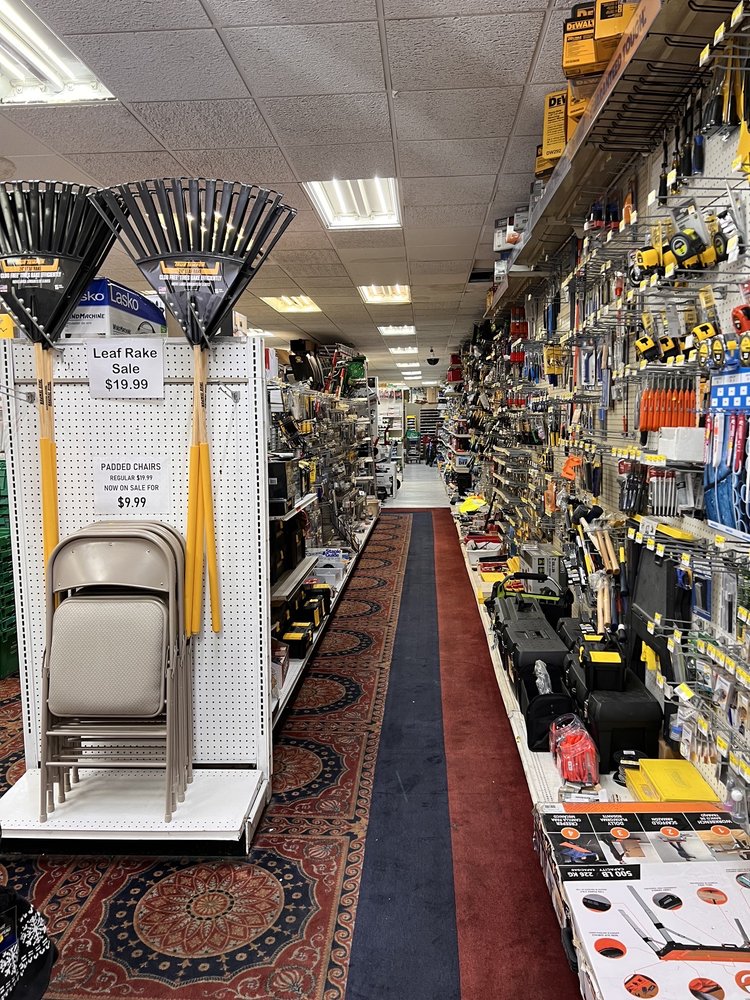 HORNUNG’S TRUE VALUE HARDWARE Updated September 2024 223 N 2nd St