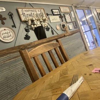 Irene's BBQ - Nice decor. - Barbeque Near Me - Stamford, Texas Irene's BBQ - Nice decor. - Barbeque Near Me - Stamford, Texas