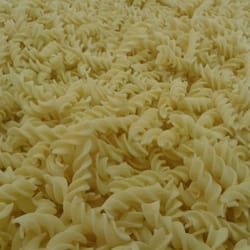 Pasta Fresca Cavanna - Fusilli. Pasta fresca di semola di grano duro trafilata al bronzo.