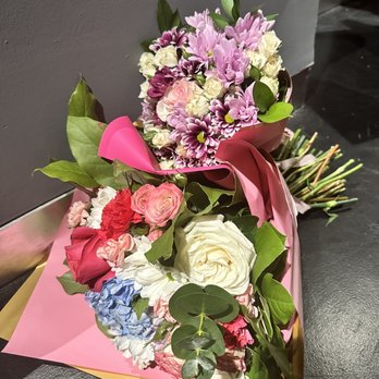Cutler Bay Flower Shop - Florists Near Me - Miami, Florida Cutler Bay Flower Shop - Florists Near Me - Miami, Florida