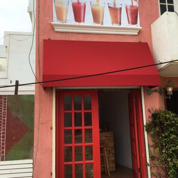 Jugajos Juice Bar - Entrance to the juice bar. - Juice Bars & Smoothies Near Me - Tijuana, BCN Jugajos Juice Bar - Entrance to the juice bar. - Juice Bars & Smoothies Near Me - Tijuana, BCN