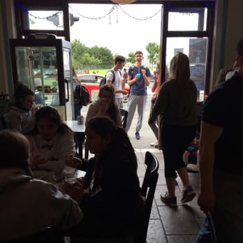 Mauds Ice Cream Parlour - Restaurants Near Me - Howth, D Mauds Ice Cream Parlour - Restaurants Near Me - Howth, D