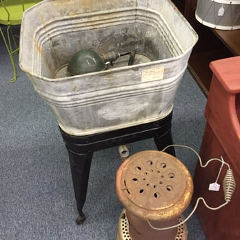 FieldHaven Marketplace - Vintage washing machine - Thrift Stores Near Me - Lincoln, California FieldHaven Marketplace - Vintage washing machine - Thrift Stores Near Me - Lincoln, California