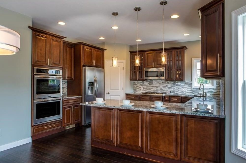 In Style Kitchen & Bath - countertop fabricator in Columbus, IN