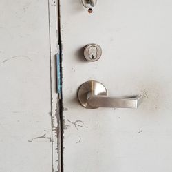Chicagoland Locksmith Services - New lock installed at the USPS Glenview IL