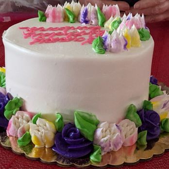Batter Up Bakery - Vanilla cake with chocolate pudding & whipped cream frosting - Bakeries Near Me - Levittown, New York