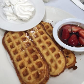 Twist fells point - Waffles with strawberries - Mediterranean Near Me - Baltimore, Maryland Twist fells point - Waffles with strawberries - Mediterranean Near Me - Baltimore, Maryland