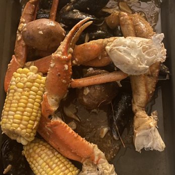 Claw Daddy's - Snow Crab & Mussels Combo - Cajun/Creole Near Me - New York, New York
