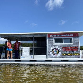Houseboat BBQ - Floating - Caterers Near Me Houseboat BBQ - Floating - Caterers Near Me