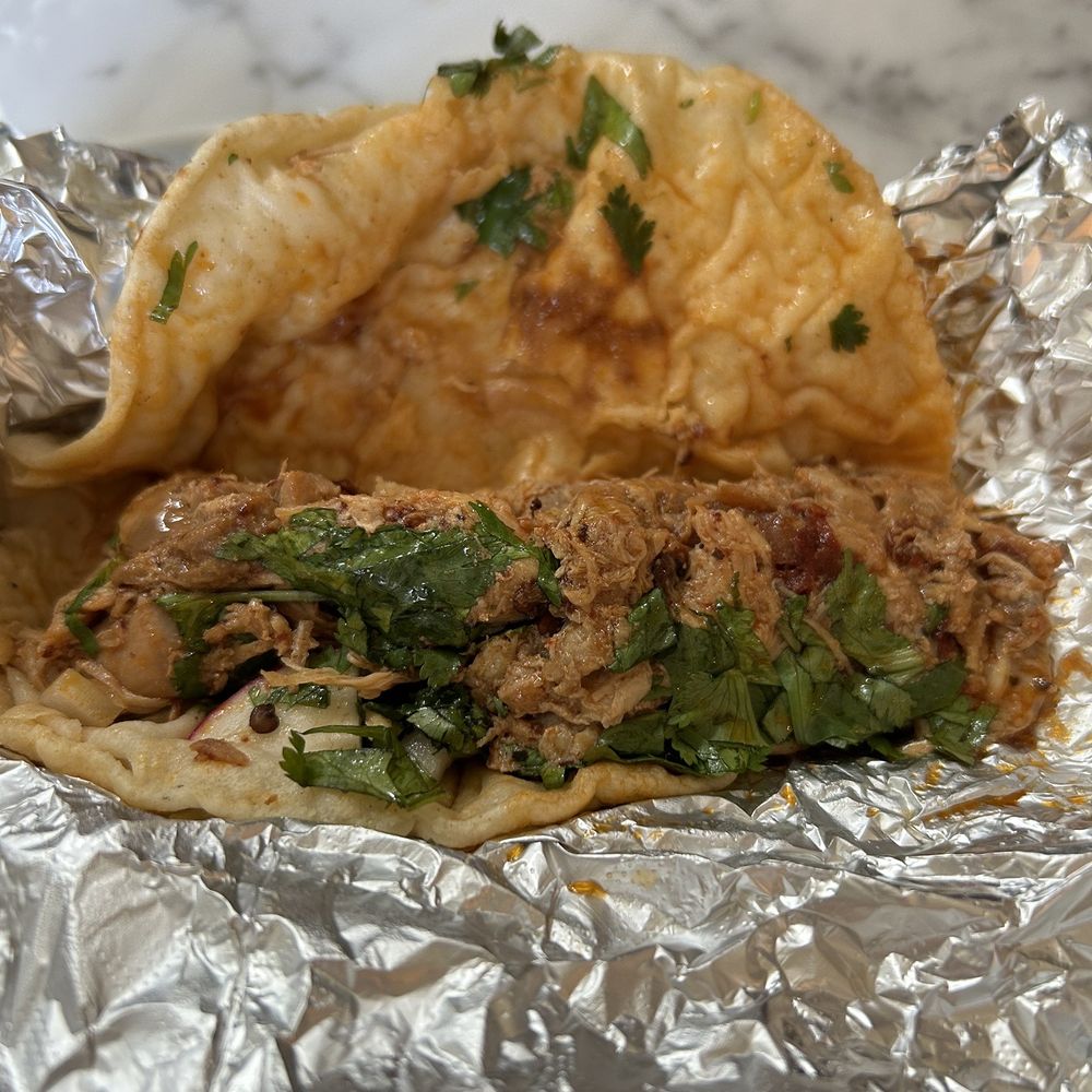 Chicken Tinga taco