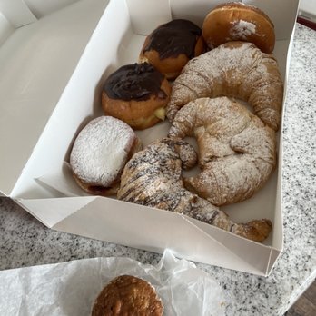 SweetcakesTbc - a box of doughnuts on a table - Bakeries Near Me - Ocean Isle Beach, North Carolina SweetcakesTbc - a box of doughnuts on a table - Bakeries Near Me - Ocean Isle Beach, North Carolina