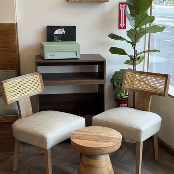 Micco Cafe - Interior - Taiwanese Near Me - Bayside, New York