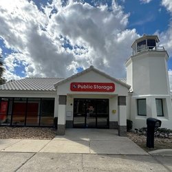 Public Storage