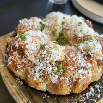 Truly Pizza - Garlic Pull Apart Bread - Pizza Near Me - Dana Point, California Truly Pizza - Garlic Pull Apart Bread - Pizza Near Me - Dana Point, California