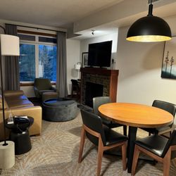 Blackstone Mountain Lodge