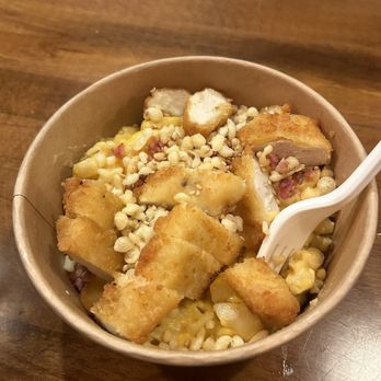 Sus Hi Eatstation - Mac and cheese bowl - Japanese Near Me - Orlando, Florida