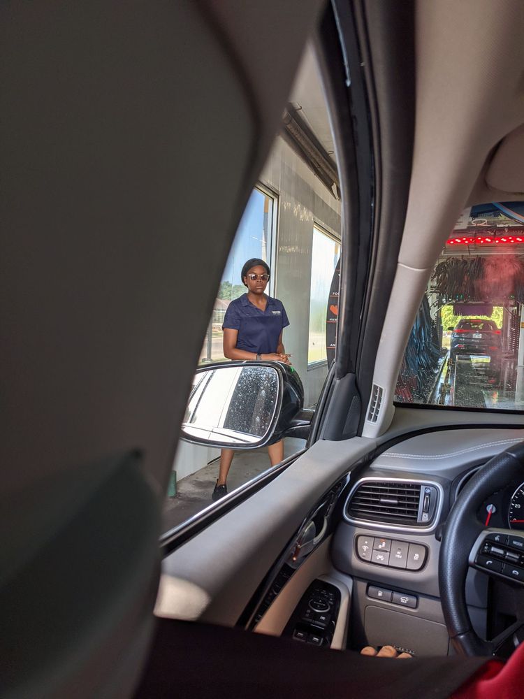 RAINSTORM CAR WASH Updated August 2024 36 Reviews 1209 N Prospect