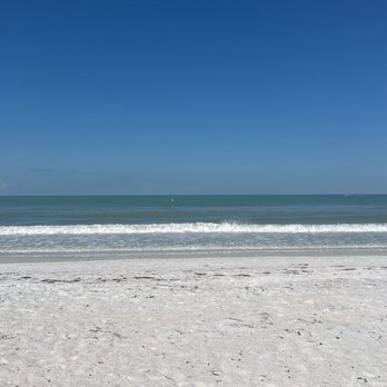 St Pete Beach - Beaches Near Me - St Pete Beach, Florida
