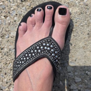 Luxe Nail & Spa - Nail Salons Near Me - Grand Blanc, Michigan