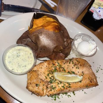 Texas Roadhouse - salmon - American Near Me - Gilbert, Arizona