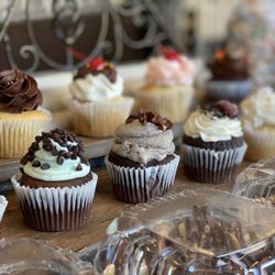 Cupcakes and Kisses - Many selections