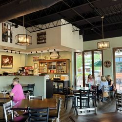Pro's Epicurean Ristorante - Dining room