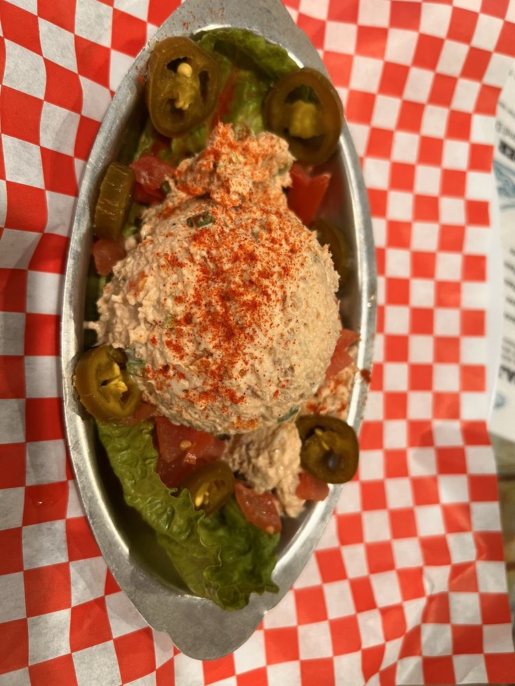 MERMAIDS SEAFOOD AND OYSTER BAR Updated September 2024 3299 Main St