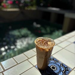 Honeysuckle latte