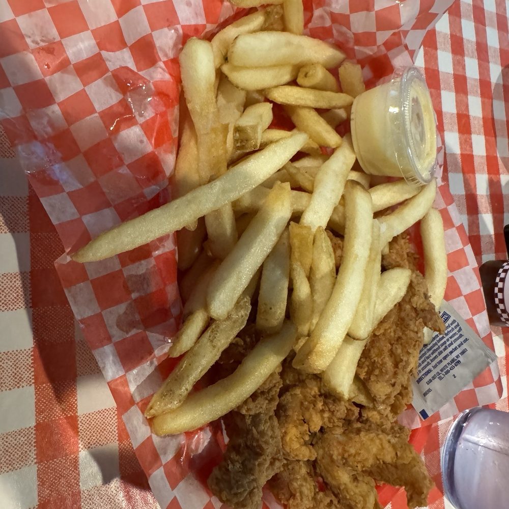 Dell Rhea's Chicken Basket - American Near Me - Willowbrook, Illinois
