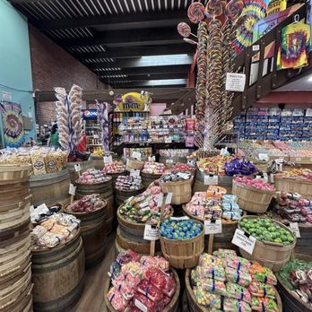Candy Heaven - Candy Stores Near Me - Sacramento, California