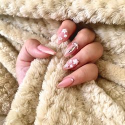 Tips 2 Toes - Nails