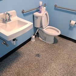Latham Wash Dry & Fold - I love going into the bathroom of any establishment to see how well the bathroom is maintained.