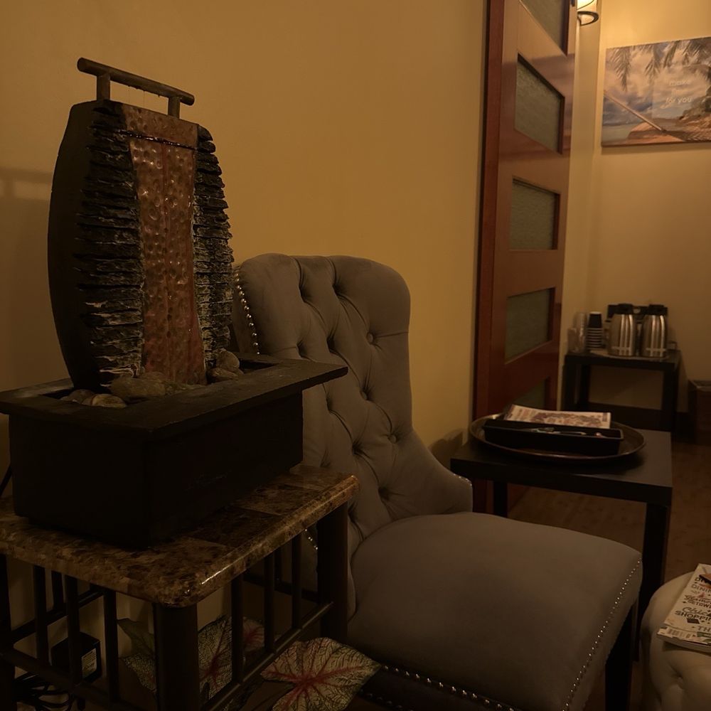 Spavia - Central Park - Retreat Room - Massage Therapy Near Me - Fredericksburg, Virginia Spavia - Central Park - Retreat Room - Massage Therapy Near Me - Fredericksburg, Virginia