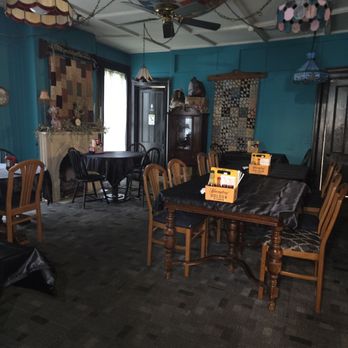 The Gamble Farm Restaurant - Check out this room! Tiffany style enhances the vintage look. - American Near Me - Jersey Shore, Pennsylvania The Gamble Farm Restaurant - Check out this room! Tiffany style enhances the vintage look. - American Near Me - Jersey Shore, Pennsylvania