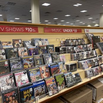 Barnes & Noble - Bookstores Near Me - Madison, Wisconsin Barnes & Noble - Bookstores Near Me - Madison, Wisconsin