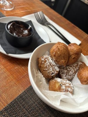 Left Coast Seafood & Marketplace by null