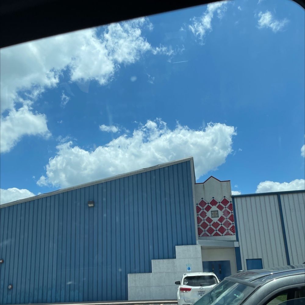 HOMETOWN CINEMAS Updated September 2024 11 Reviews 120 W Martin