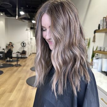 HB Collective Salon - Hair by Amber - Hair Salons Near Me - Brentwood, California HB Collective Salon - Hair by Amber - Hair Salons Near Me - Brentwood, California