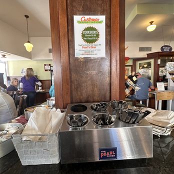 Pearl’s Diner - Silverware. Get this before you sit down! - American Near Me - Laurel, Mississippi Pearl’s Diner - Silverware. Get this before you sit down! - American Near Me - Laurel, Mississippi