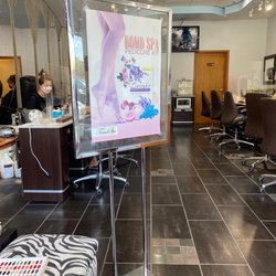 DT Nails & Spa