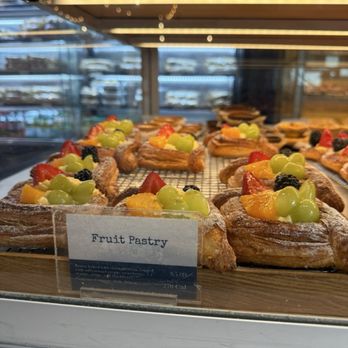 Paris Baguette - Bakeries Near Me - Phoenix, Arizona Paris Baguette - Bakeries Near Me - Phoenix, Arizona