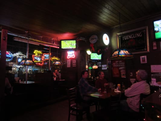 George's Bar & Restaurant by null