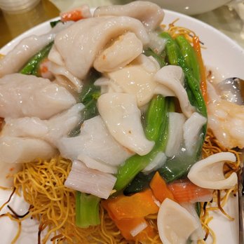 Lobster Bay - Crispy noodle w. Seafood - Seafood Near Me - Rowland Heights, California