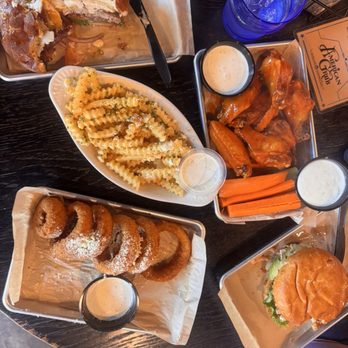 American Grub - Burgers Near Me - Tustin, California