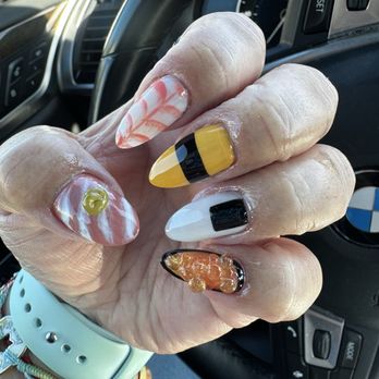 Mahalo Nail Bar - Nail Salons Near Me - Campbell, California Mahalo Nail Bar - Nail Salons Near Me - Campbell, California