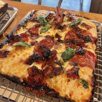 Thunderbird Pies - honey bastard 8.4/10 - Pizza Near Me - Dallas, Texas Thunderbird Pies - honey bastard 8.4/10 - Pizza Near Me - Dallas, Texas
