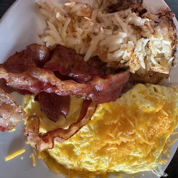 The Live Oak Gathering - Western omelette with a side of bacon - American Near Me - Live Oak, Florida The Live Oak Gathering - Western omelette with a side of bacon - American Near Me - Live Oak, Florida